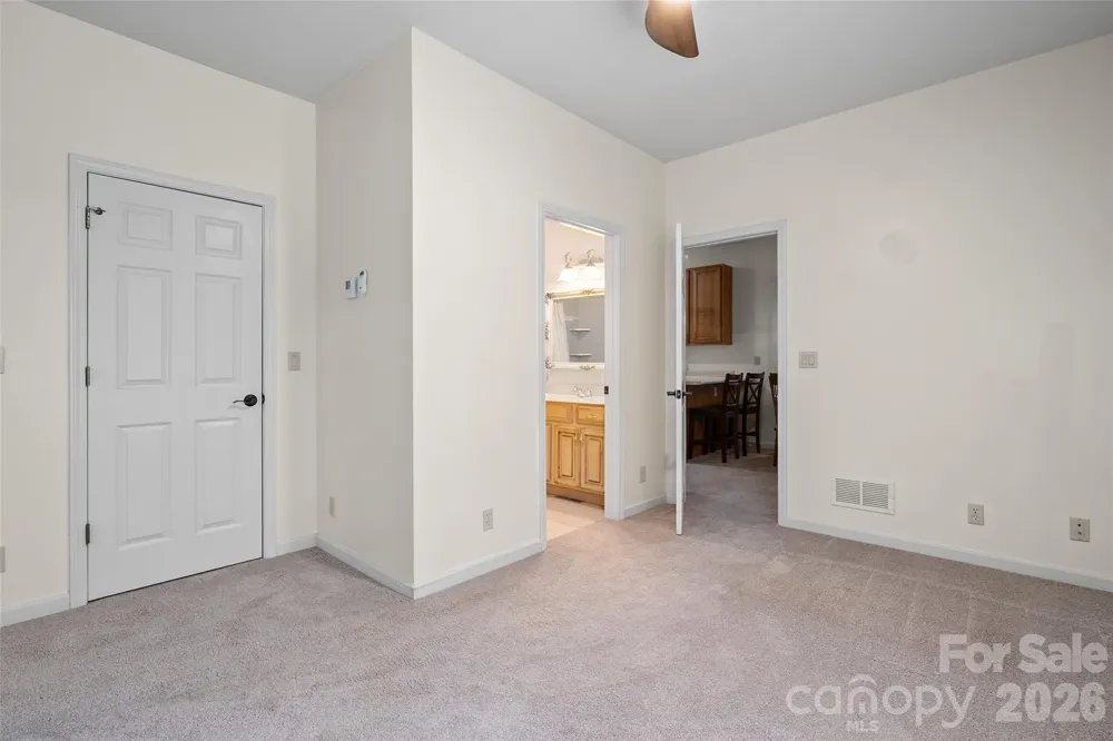 42 Chinaberry Court Waynesville, NC 28785
