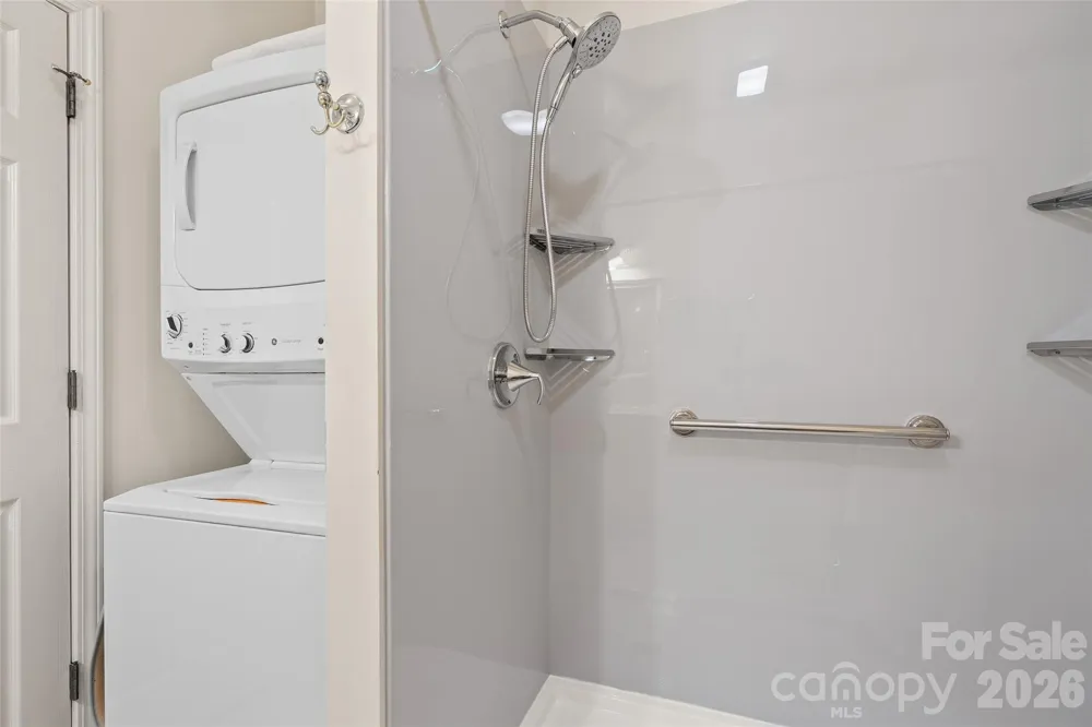 42 Chinaberry Court Waynesville, NC 28785