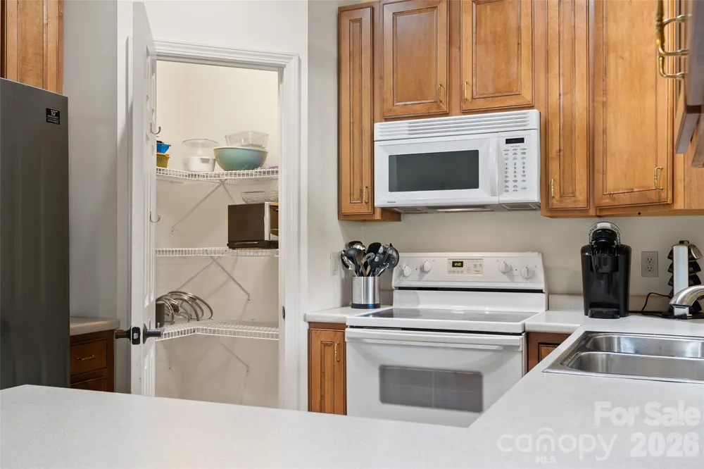 42 Chinaberry Court Waynesville, NC 28785
