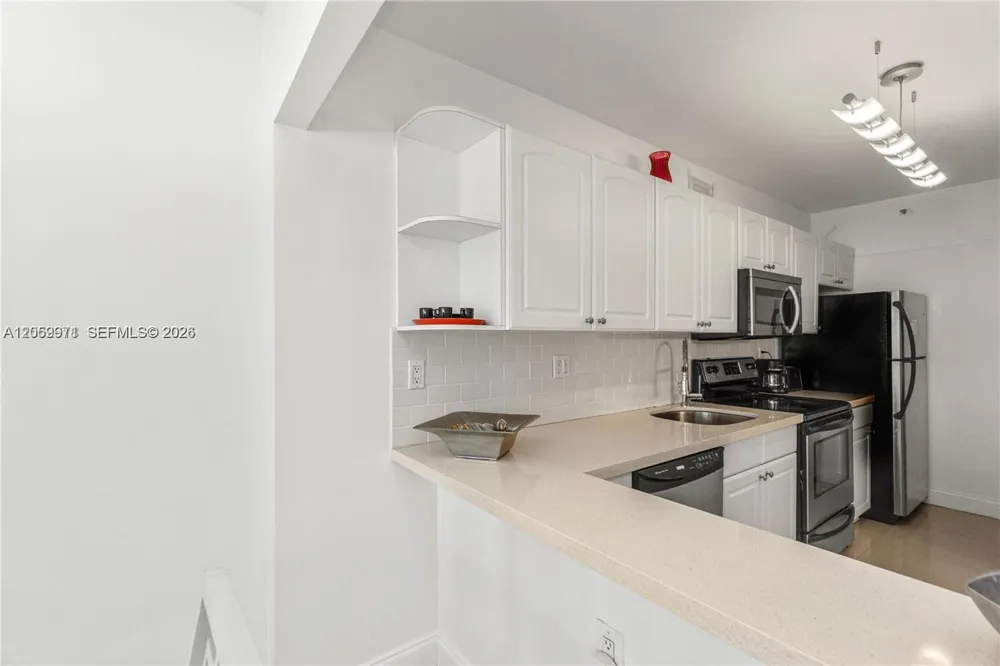 100 Lincoln Rd #1503 Miami Beach, FL 33139
