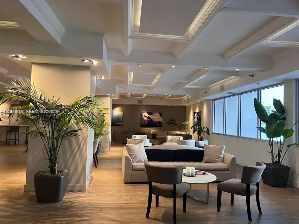 100 Lincoln Rd #1503 Miami Beach, FL 33139
