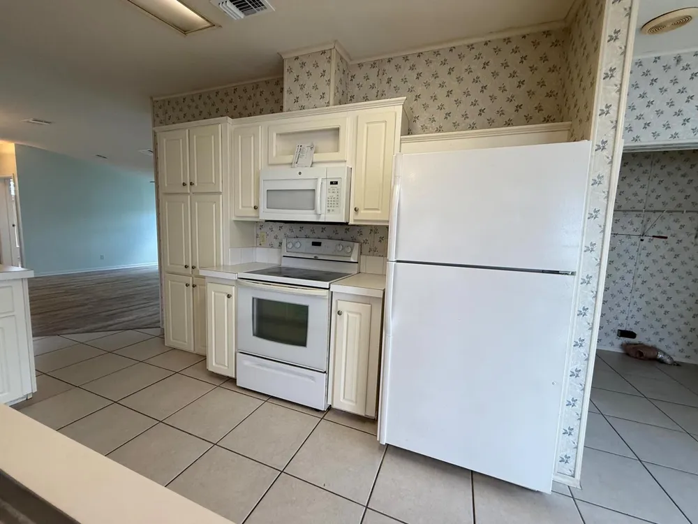 294 Kingfisher Avenue Fort Pierce, FL 34982