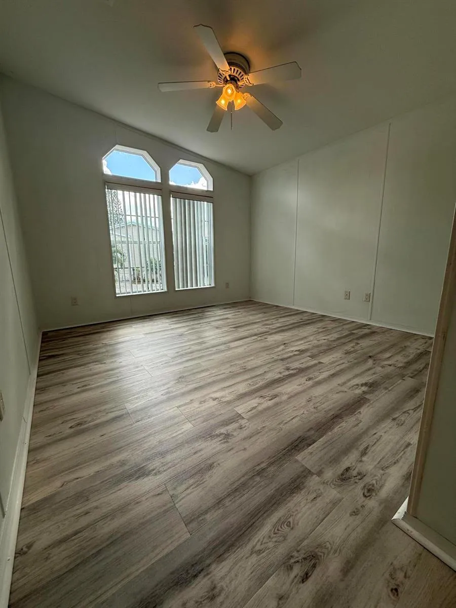 294 Kingfisher Avenue Fort Pierce, FL 34982