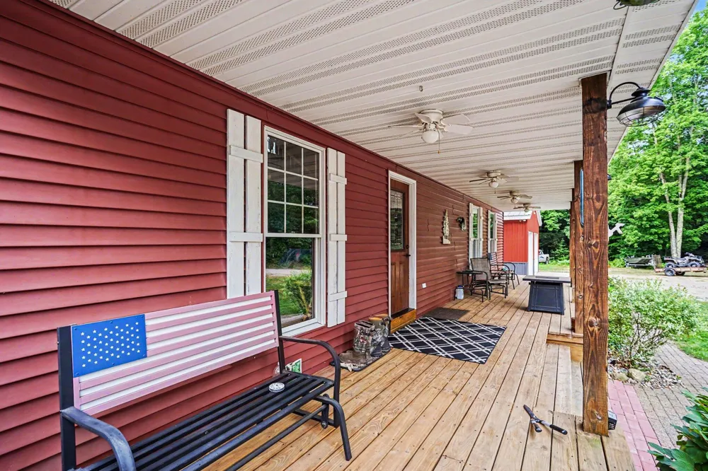 6914 S 128th Avenue Rothbury, MI 49452