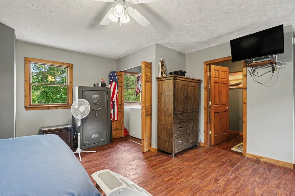 6914 S 128th Avenue Rothbury, MI 49452