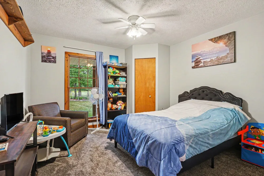 6914 S 128th Avenue Rothbury, MI 49452