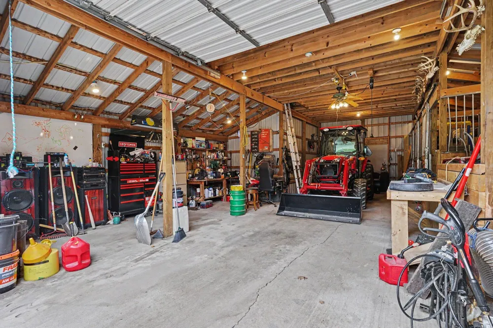 6914 S 128th Avenue Rothbury, MI 49452
