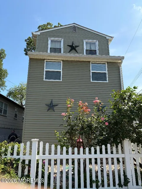 70 W Shore Street