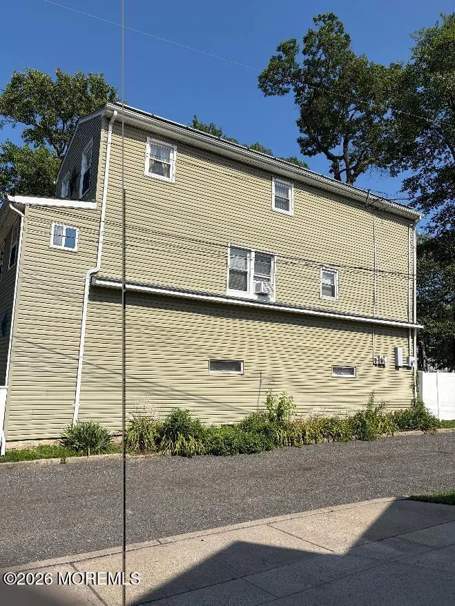 70 W Shore Street Keansburg, NJ 07734