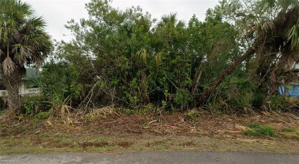 2410 Alvet Street Port Charlotte, FL 33948
