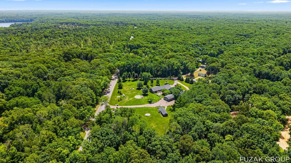 1780 Shady Lane Allegan, MI 49010