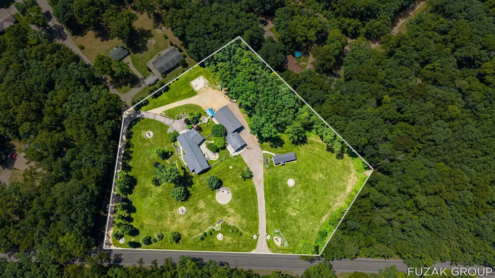 1780 Shady Lane Allegan, MI 49010