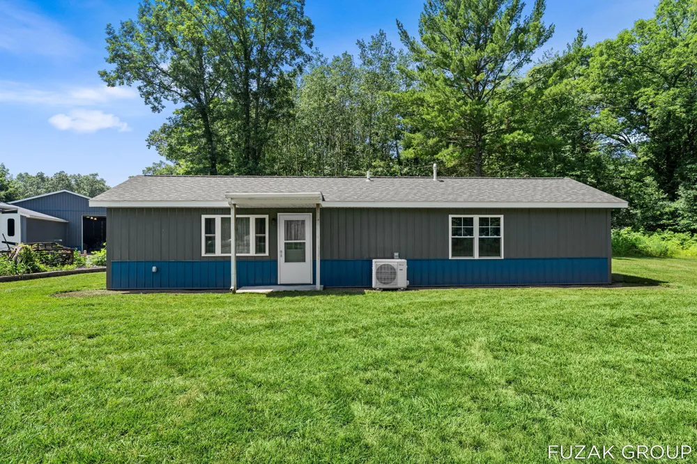 1780 Shady Lane Allegan, MI 49010