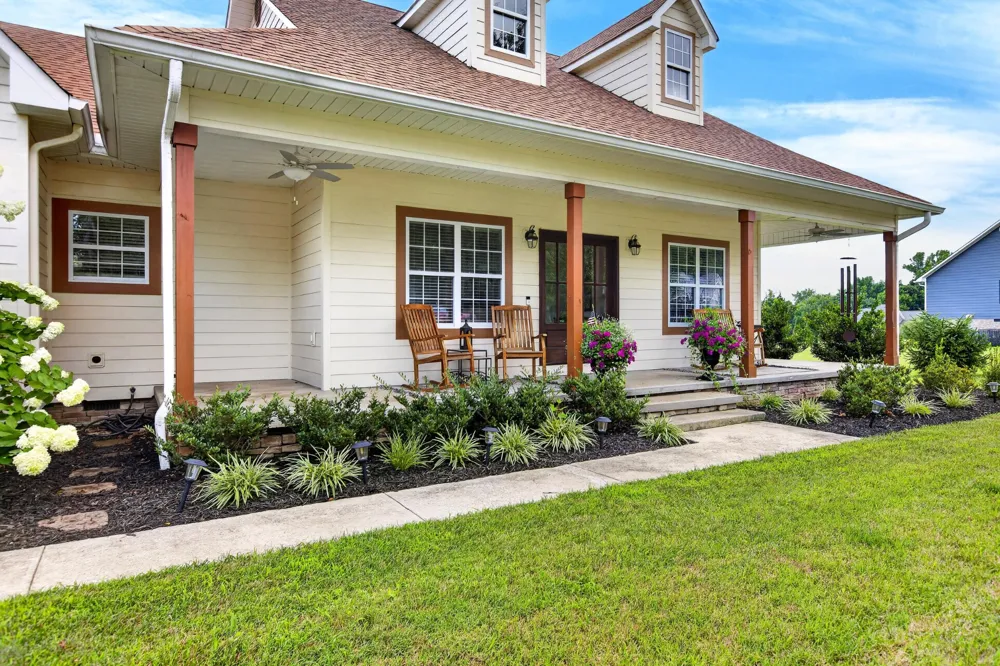 209 Melrose Place Dayton, TN 37321