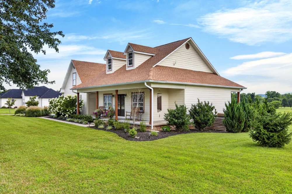 209 Melrose Place Dayton, TN 37321