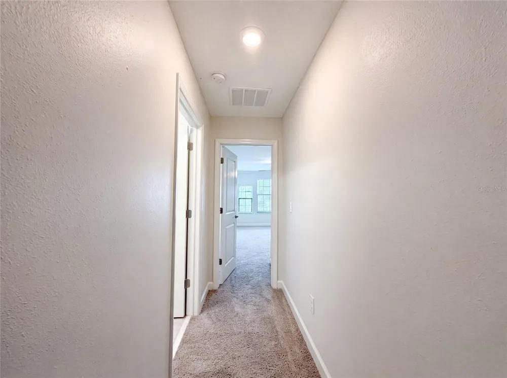 9709 IVORY DRIVE Ruskin, FL 33573