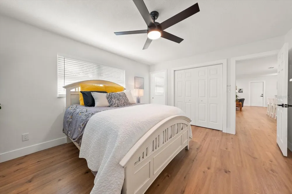8879 111TH STREET Seminole, FL 33772