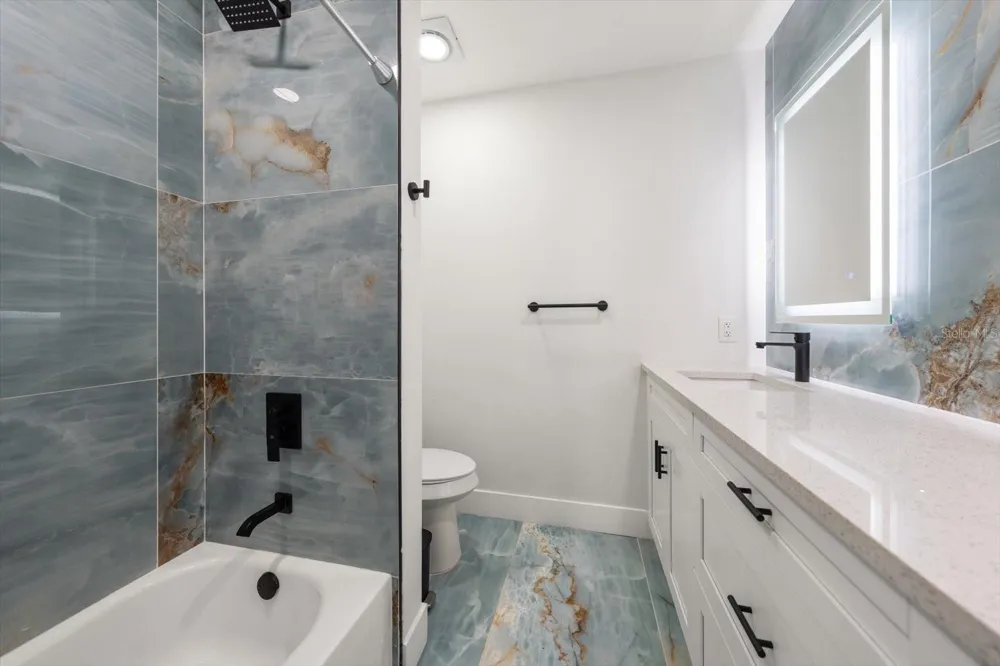8879 111TH STREET Seminole, FL 33772