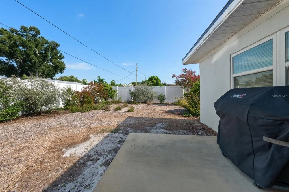 8879 111TH STREET Seminole, FL 33772