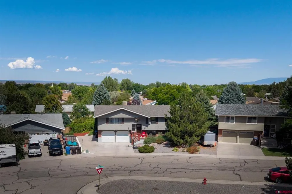 1538 Manchester Drive Montrose, CO 81401