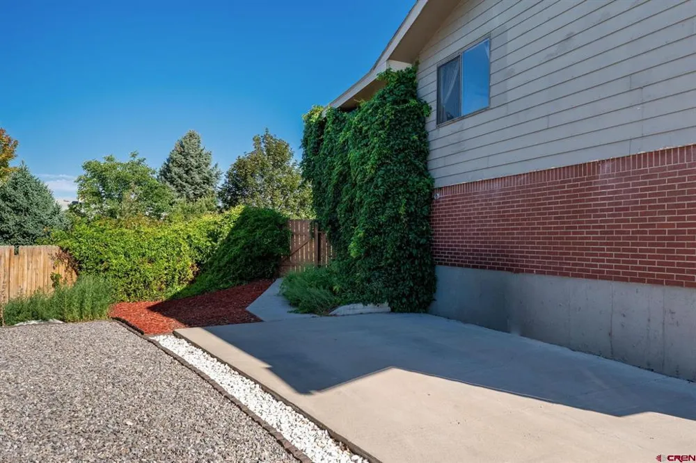 1538 Manchester Drive Montrose, CO 81401