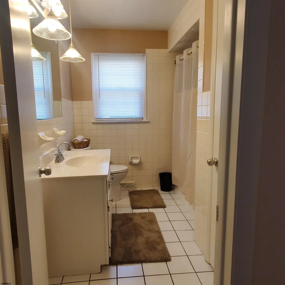 2024 A Beverly Drive Dr Vineland, NJ 08360