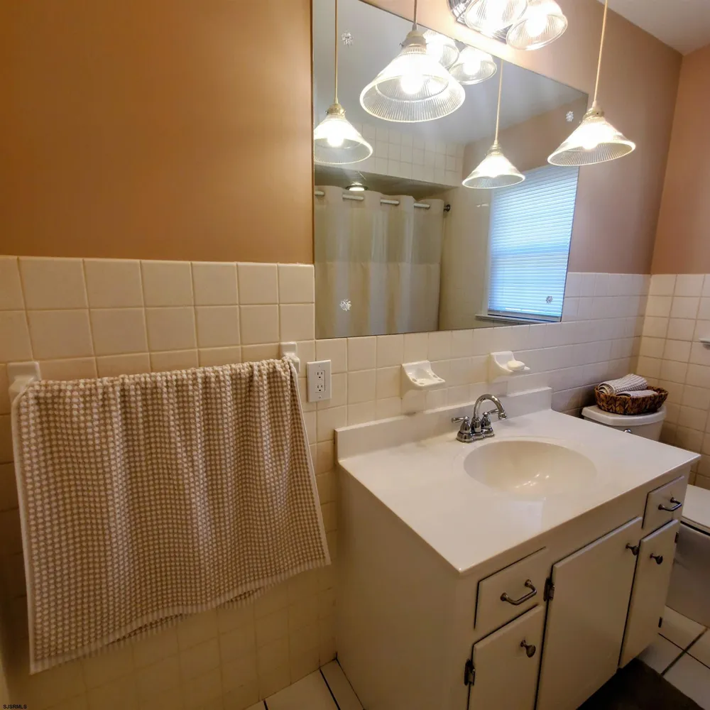 2024 A Beverly Drive Dr Vineland, NJ 08360