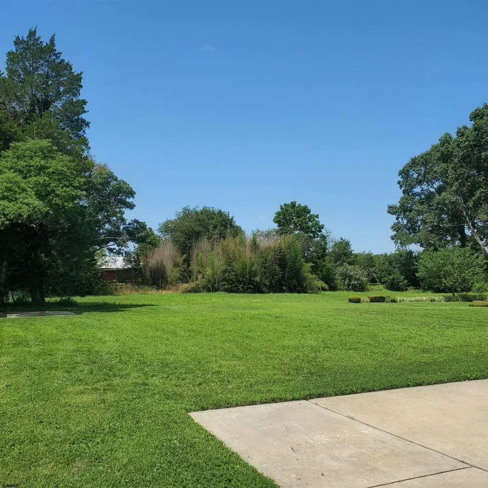 2024 A Beverly Drive Dr Vineland, NJ 08360