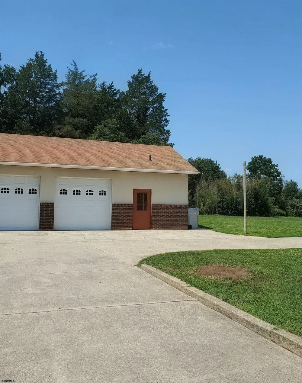 2024 A Beverly Drive Dr Vineland, NJ 08360