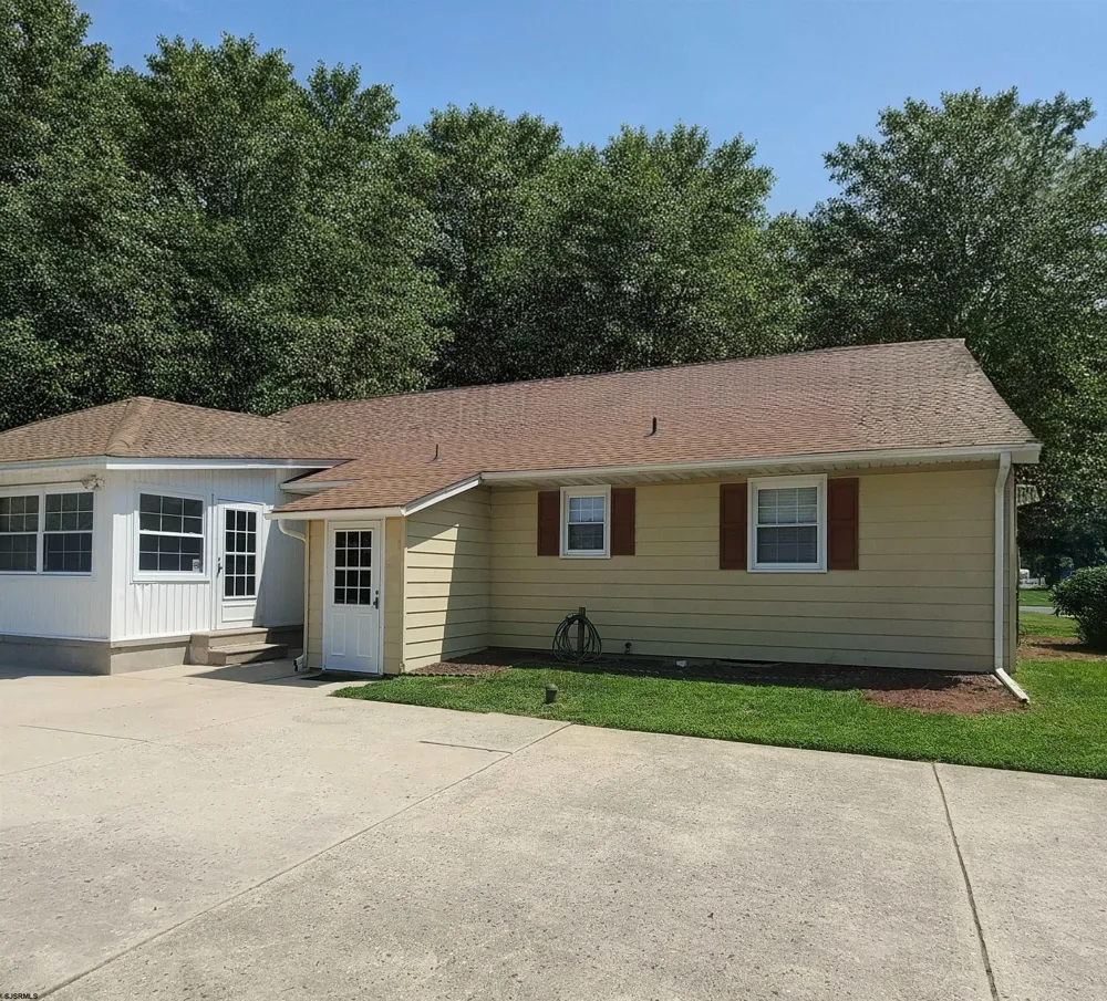 2024 A Beverly Drive Dr Vineland, NJ 08360
