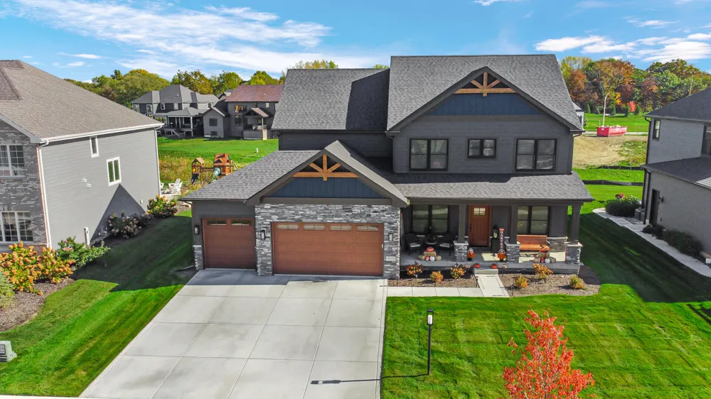 9551 Fescue Drive St. John, IN 46373