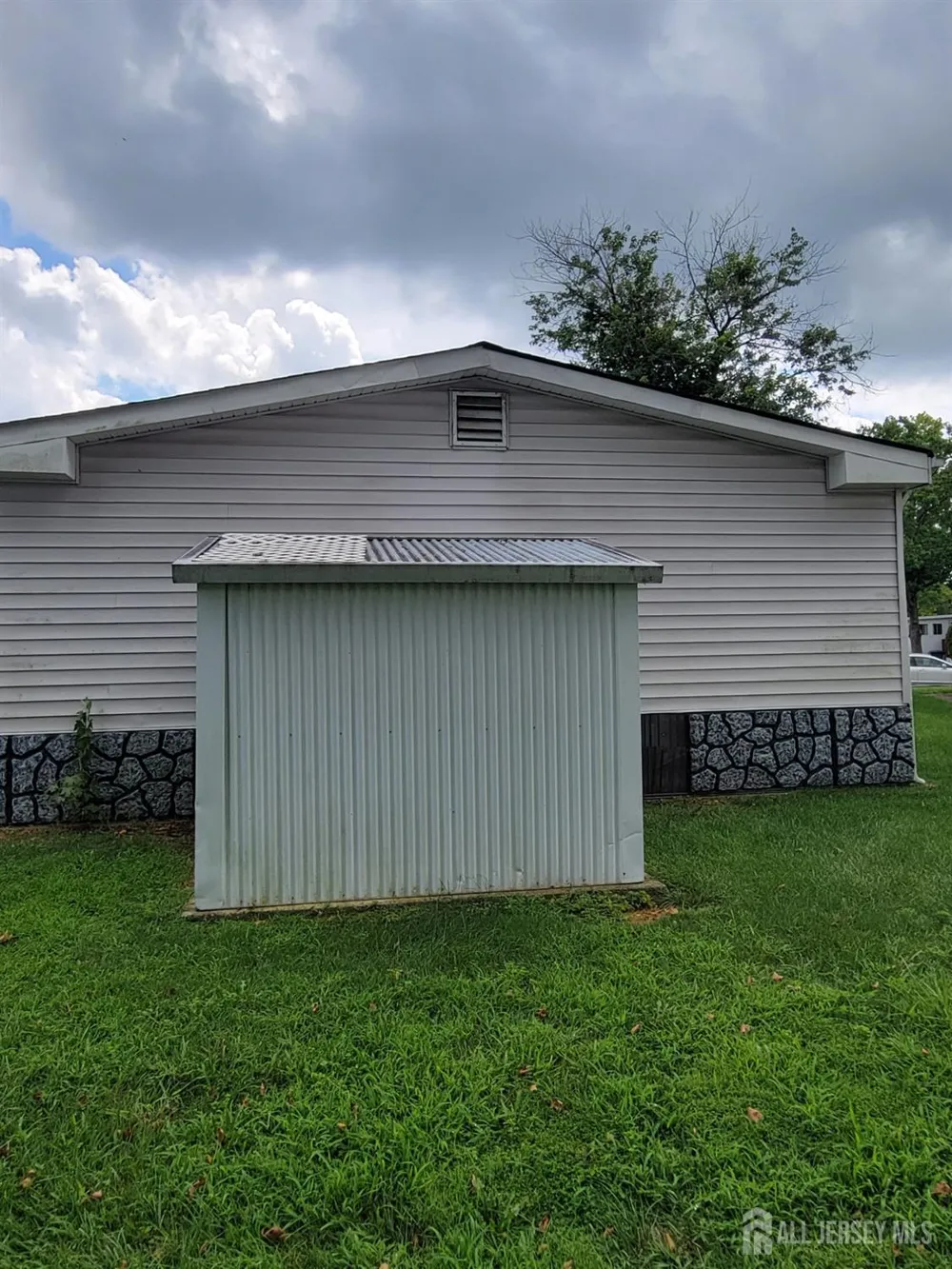 1 Poe Road North Brunswick, NJ 08902