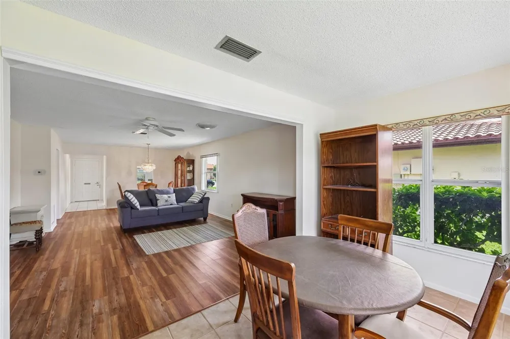 3210 CAMBRIDGE AVENUE Bradenton, FL 34207