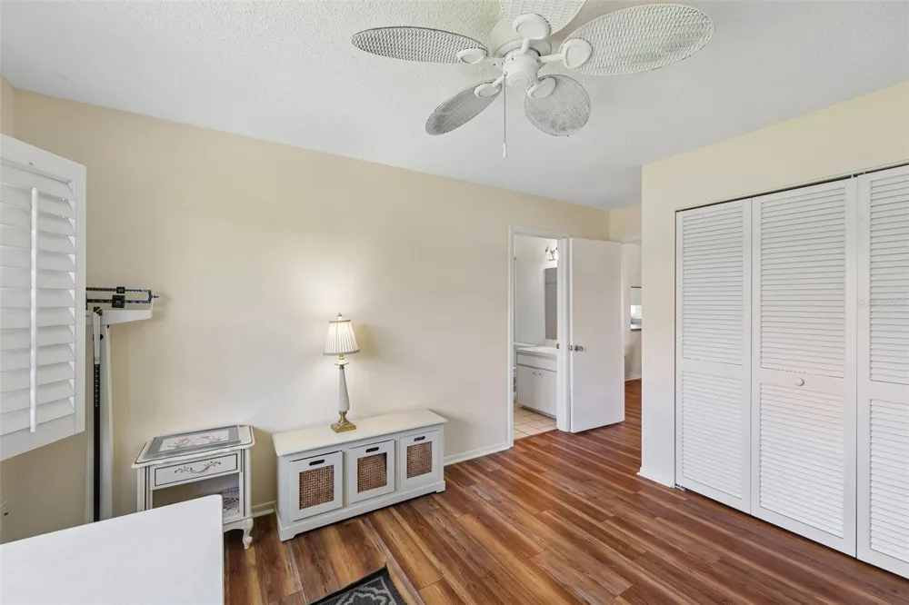 3210 CAMBRIDGE AVENUE Bradenton, FL 34207