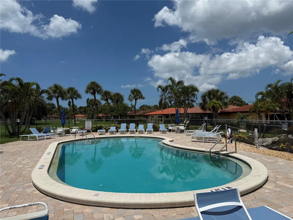 3210 CAMBRIDGE AVENUE Bradenton, FL 34207
