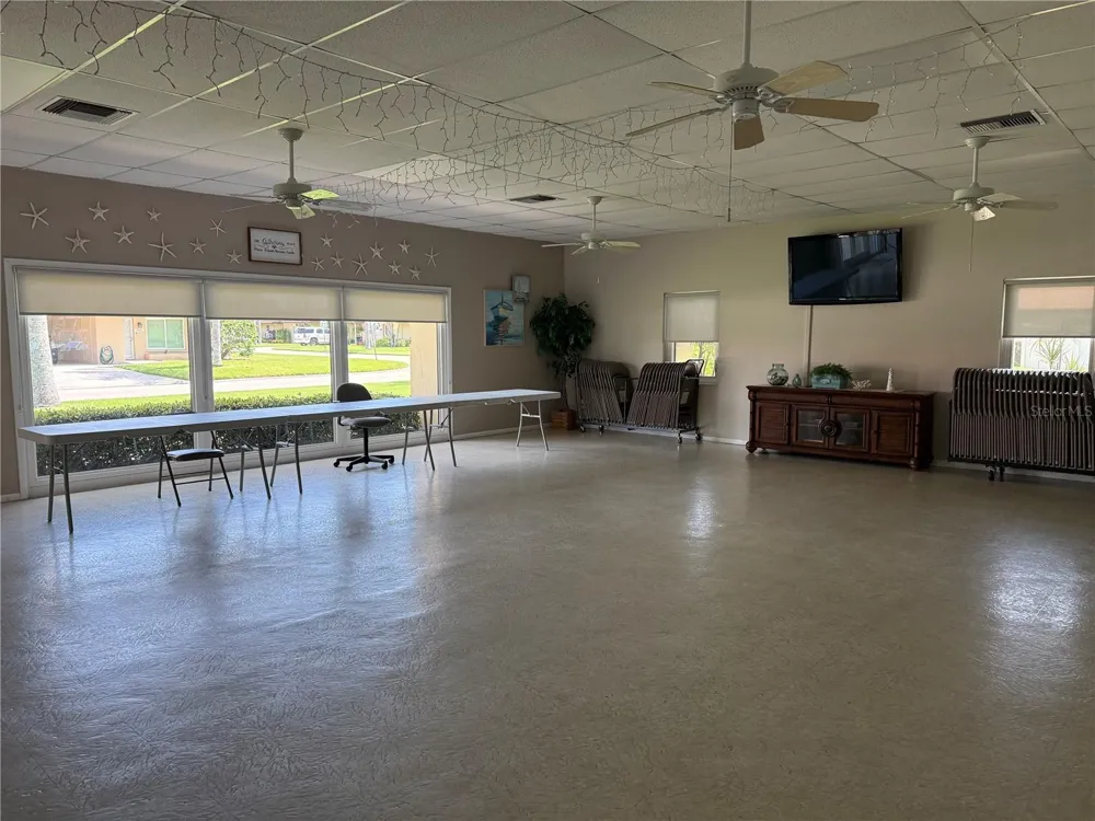 3210 CAMBRIDGE AVENUE Bradenton, FL 34207