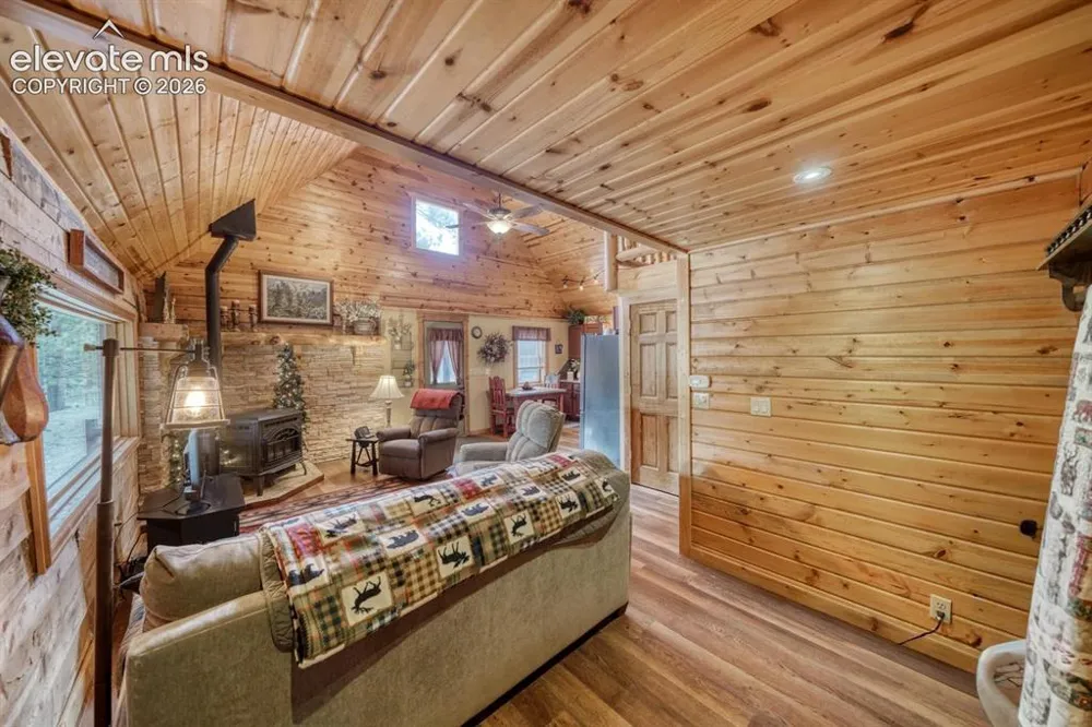 801 Crystal Falls Drive Westcliffe, CO 81252