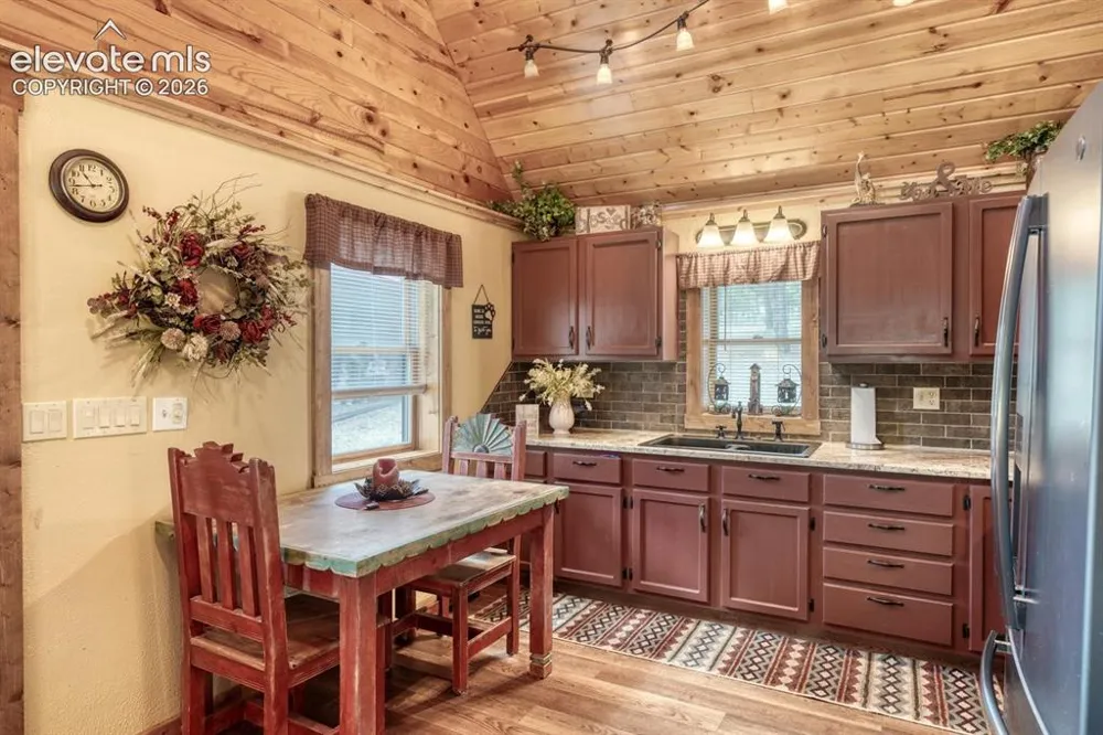 801 Crystal Falls Drive Westcliffe, CO 81252