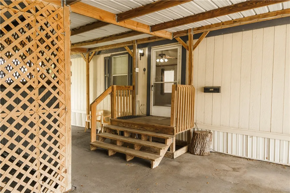 207 Dunbar Street Refugio, TX 78377