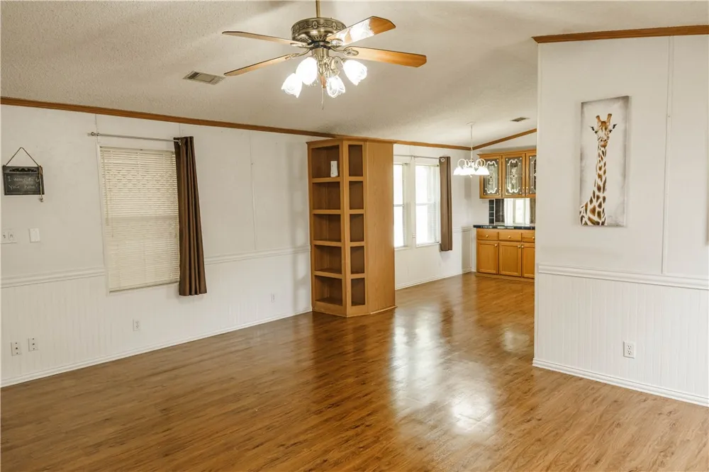 207 Dunbar Street Refugio, TX 78377