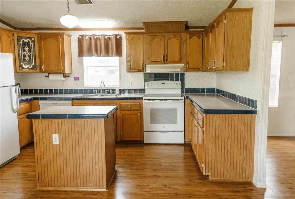 207 Dunbar Street Refugio, TX 78377
