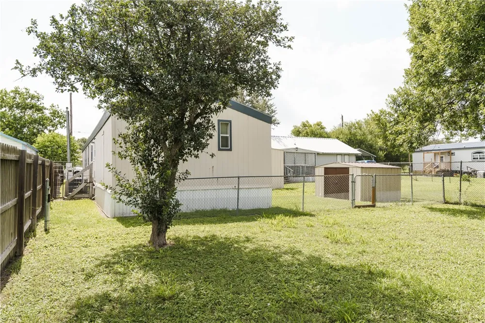 207 Dunbar Street Refugio, TX 78377