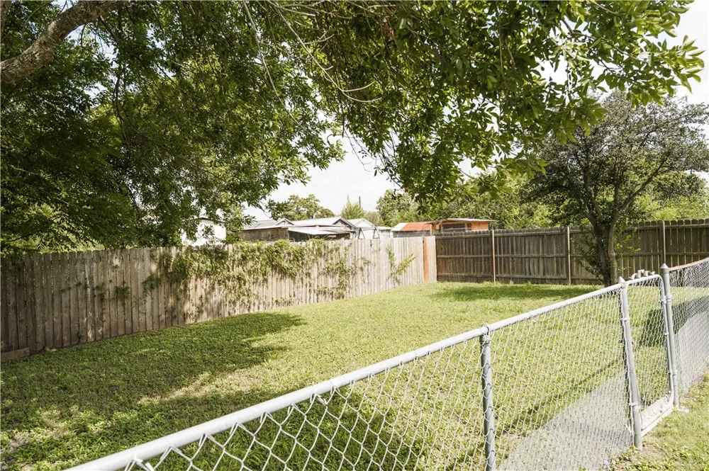 207 Dunbar Street Refugio, TX 78377