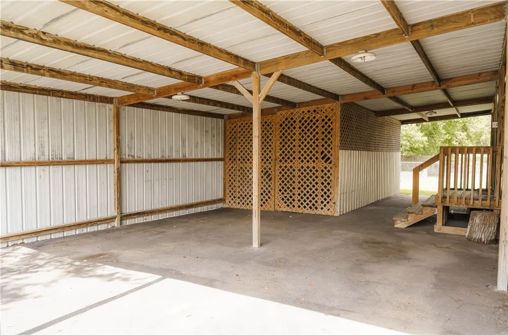 207 Dunbar Street Refugio, TX 78377
