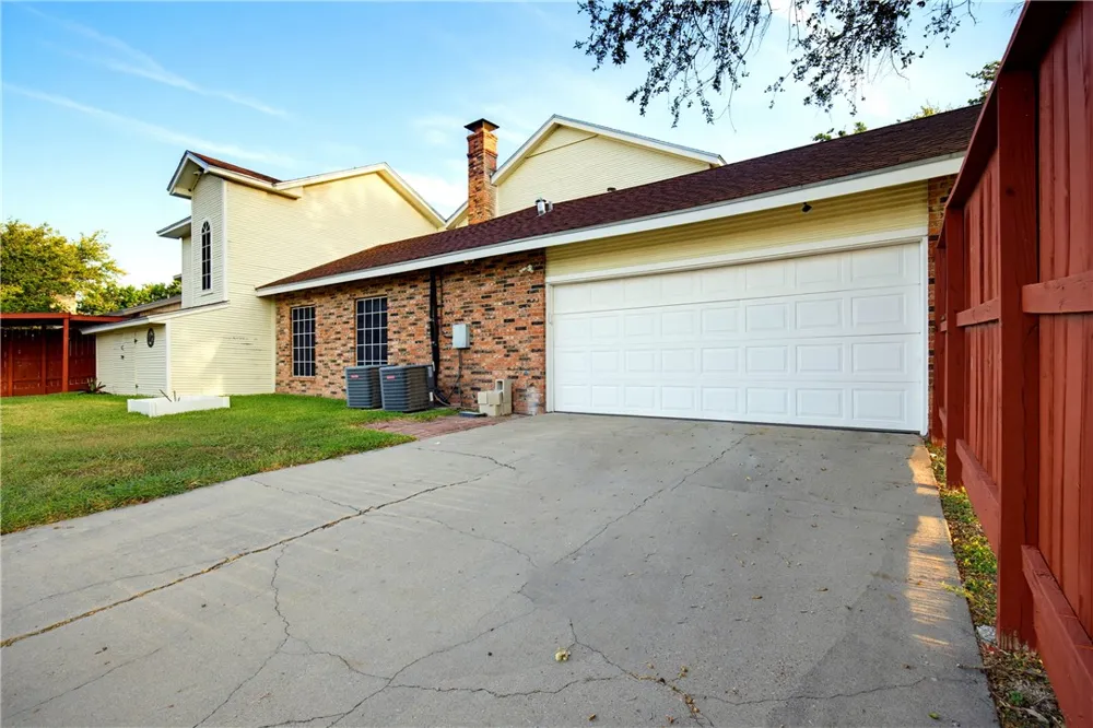 6601 Whitewing Drive Corpus Christi, TX 78413