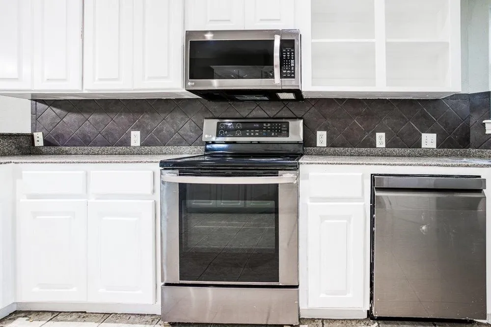 2407 Park Wood Drive Portland, TX 78374