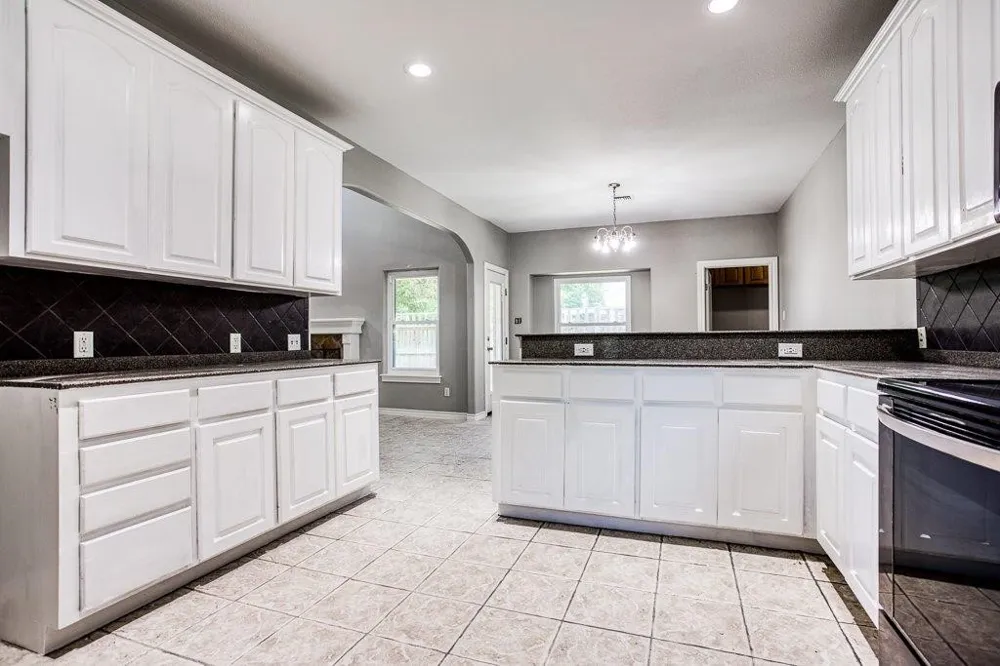 2407 Park Wood Drive Portland, TX 78374