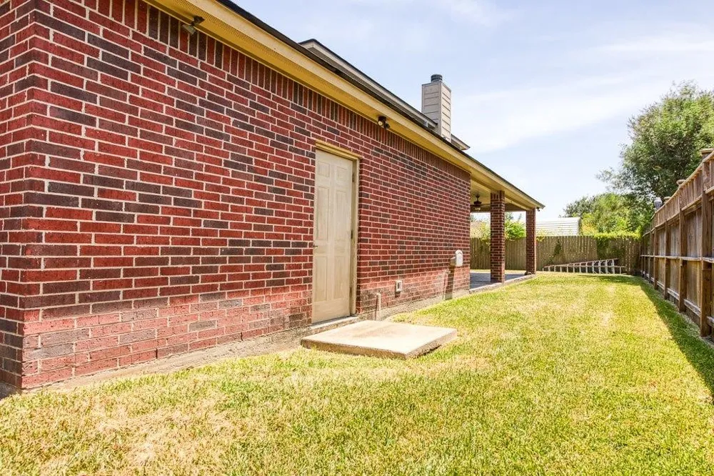 2407 Park Wood Drive Portland, TX 78374