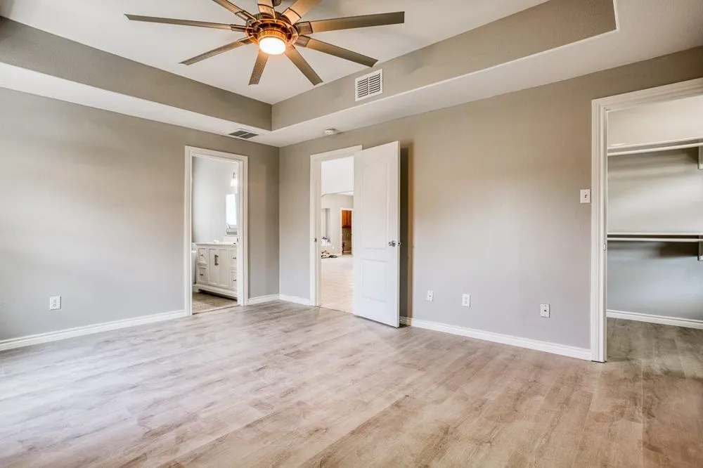 2407 Park Wood Drive Portland, TX 78374