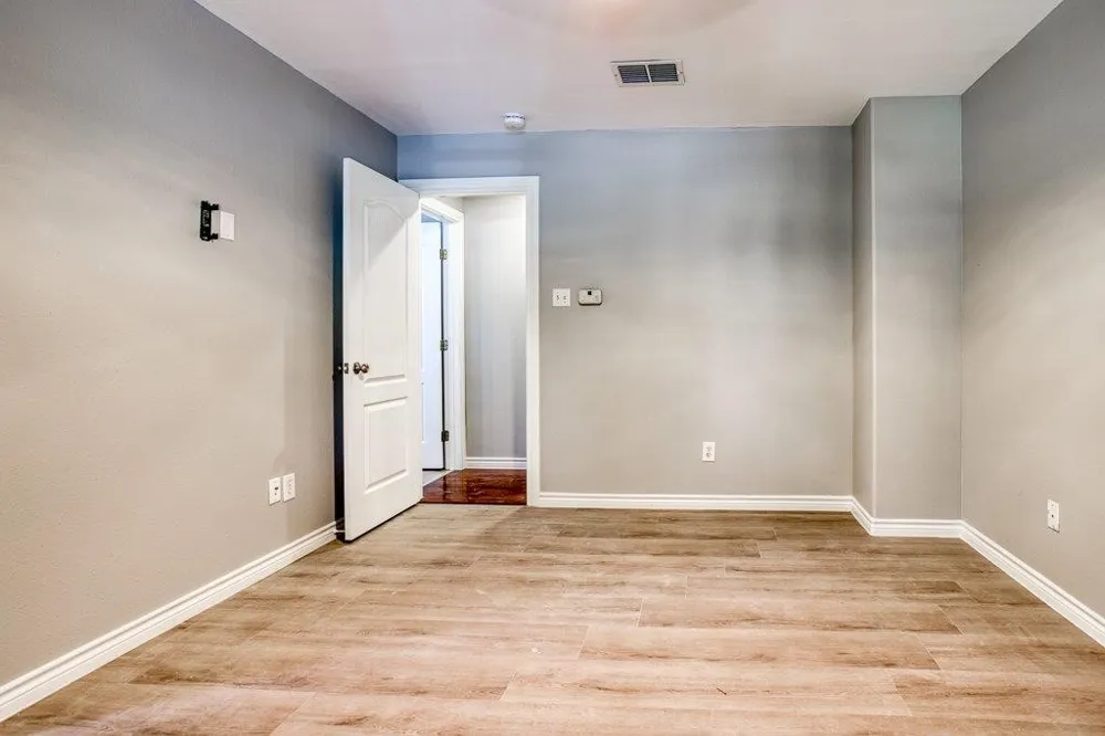 2407 Park Wood Drive Portland, TX 78374